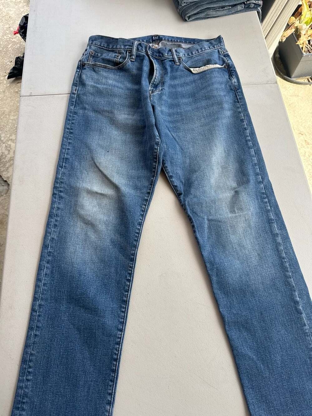 Gap Denim Men's Athletic Fit Blue Jeans 34x32